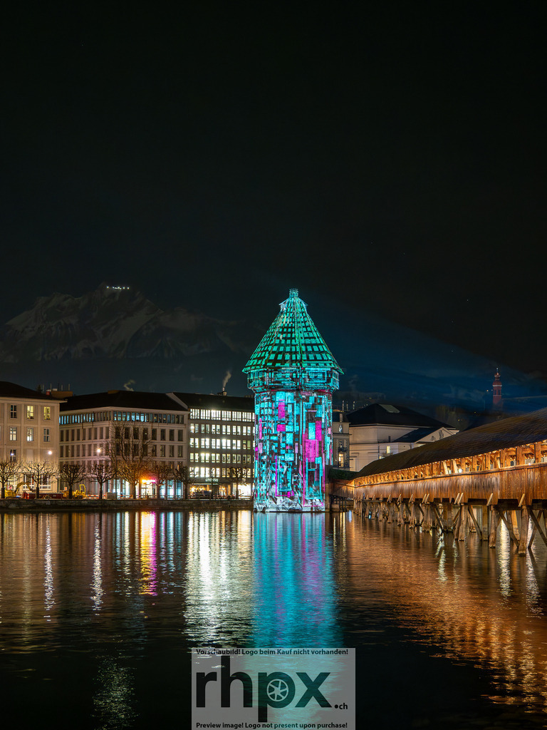 Lilu 2026 Kapellbrücke | Stimmungsvolle Fotokunst aus Luzern. Erlebe den Pilatus, den See und die Stadt Luzern in exklusiven Aufnahmen in der Fotogalerie & Shop. - Realisiert mit Pictrs.com