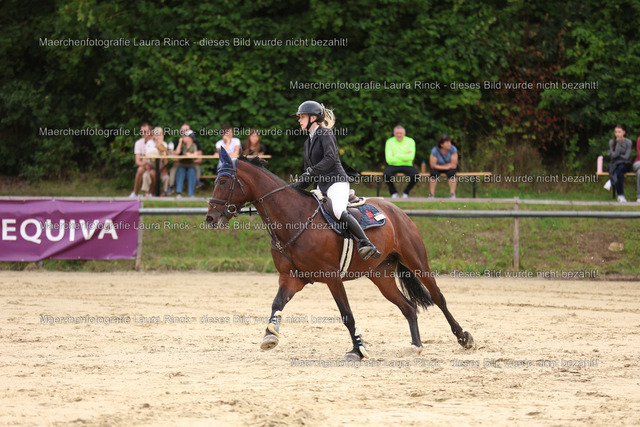 HG9A1147 | laurarinckfotografie - Realisiert mit Pictrs.com