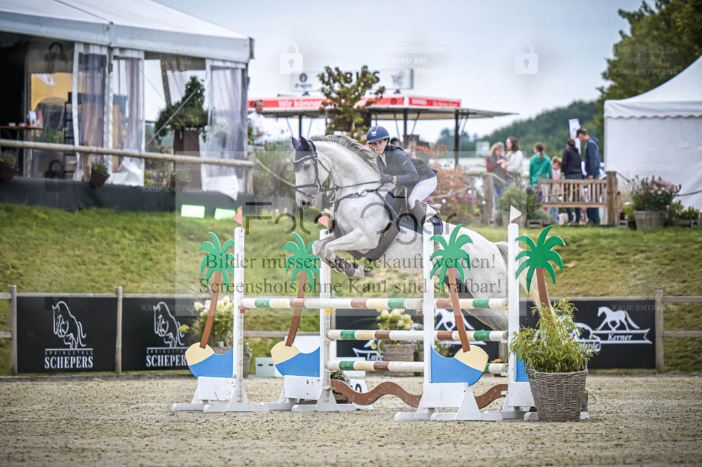 DOS_1866 | Entdecke hochwertige Reitturnierfotos von Foto Oger. Professionell, emotional und authentisch – jetzt Lieblingsmomente im Shop bestellen. - Realisiert mit Pictrs.com