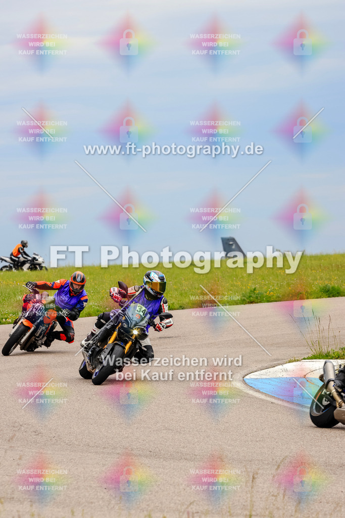 MotoTeam-2175 | Hier findet Ihr Bilder von Touristenfahrten auf der Nürburgring Nordschleife oder von anderen Veranstaltungen die ich besucht habe. Viel Spass beim Durch Schauen 