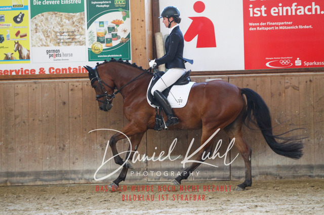 DKP43338 | Turniersportfotografie; Pferdefotografie; Dressurfotografie