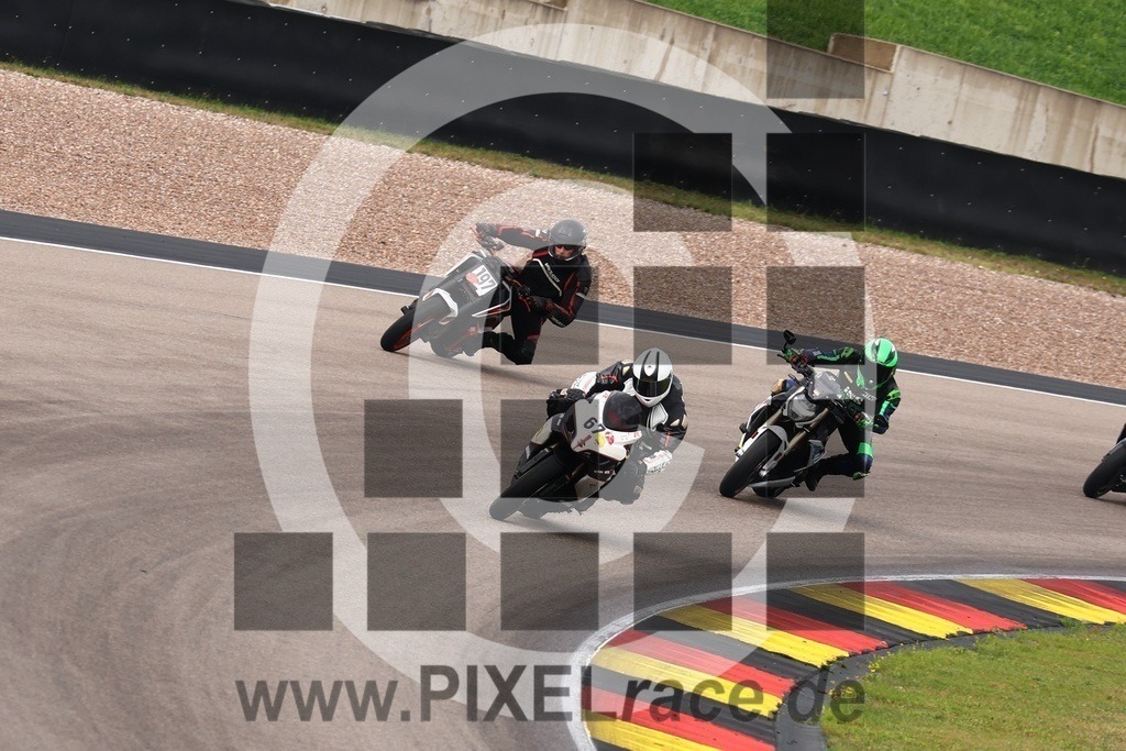 0067-20240819_00697 | Schöne Erinnerungen an spannende Momente - das festzuhalten ist unser Job. PIXELrace.de ist seit 2003 auf den Rennstrecken Europas unterwegs um die Action draußen beim Fahren und die wunderbare Stimmung imm Fahrerlager für euch einzufangen.