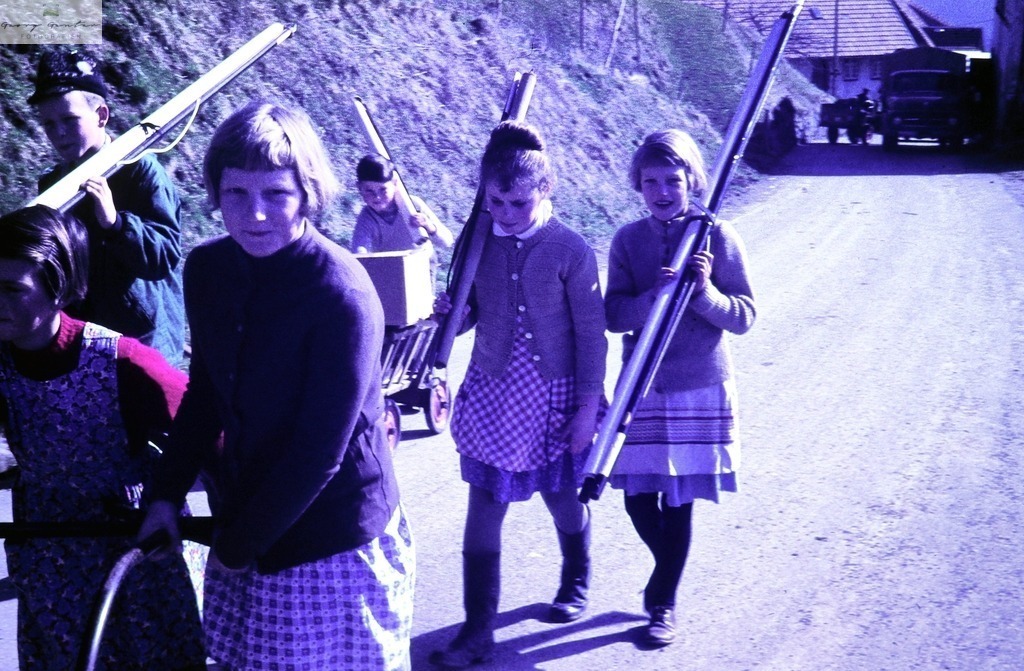 Neubau 7 | Fotoblog Schwarzwald, Foto Blog Wiesental, Pfaffenberg, Winterzauber, Zeller Bergland, Zell im Wiesental, Fotoblog Wiesental, Landschaftsfotos, Bilder Wiesental, Natur, Naturbilder, Fastnacht, Zeller Fastnacht, Zeller Fasnacht, Zeller Bergland, Belchen, - Realisiert mit Pictrs.com