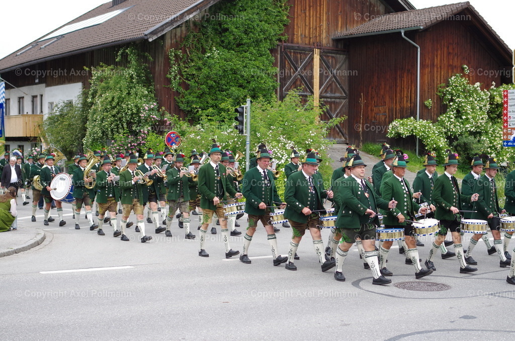 IMGP5722 | fotografiert von Axel PollmannLeonhardi Wallfahrt Benediktbeuern und Murnau, Fronleichnam, Fasching, Landschaft im Loisachtal und Benediktbeuern  - Realisiert mit Pictrs.com