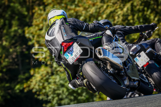 0042-260814BB-028_42 | Deine Full-Service-Agentur für ✔️Videoproduktionen und ✔️Motorsportfotografie Jetzt Angebot anfragen!