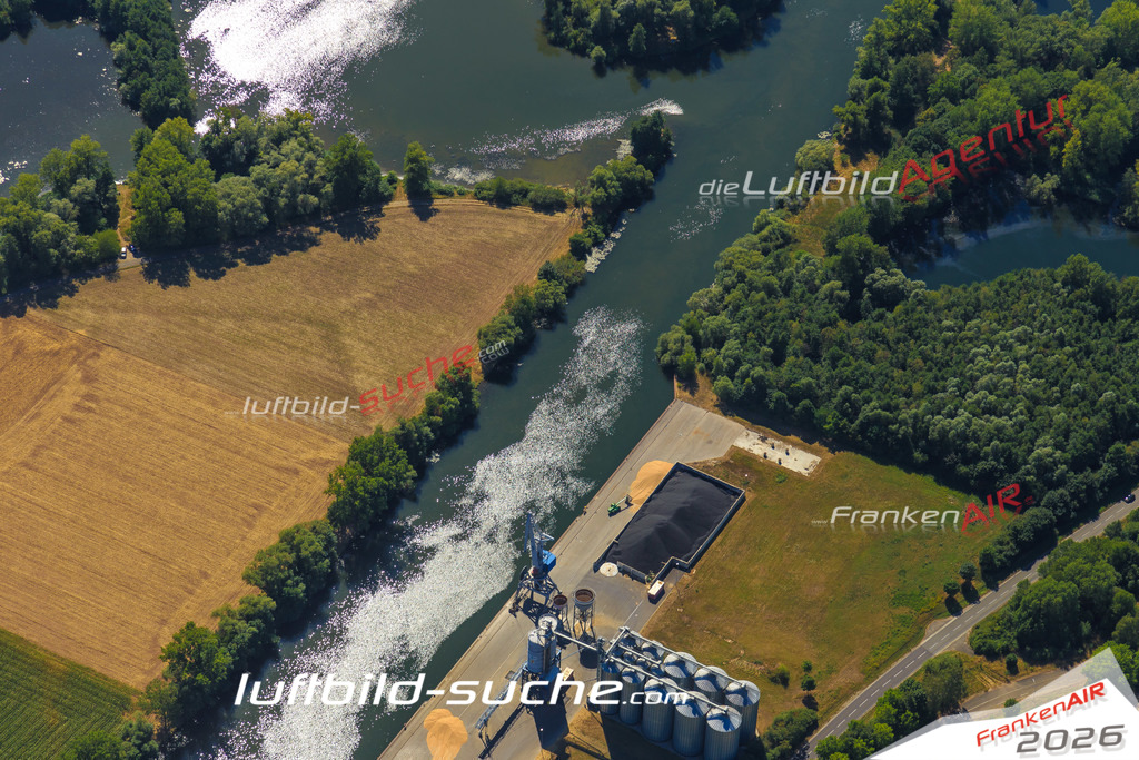 Luftbild von  Zeil - Luftaufnahme wurde 2015 von https://frankenair.de mittels Flugzeug (keine Drohne) erstellt - die Geschenkidee