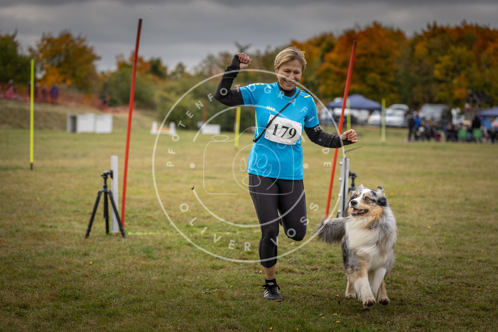 Pfotenfotografie_DV3A5793 | Hundefotografie, Tierfotograf, Pfotenfotografie, Fotoshooting Hund, Hunde Portrait, Hundesport, Hundeportraits, Heideshooting, Hunde, Sportfotograf, Hundefotograf, Turnierhundsport, THS,  - Realisiert mit Pictrs.com