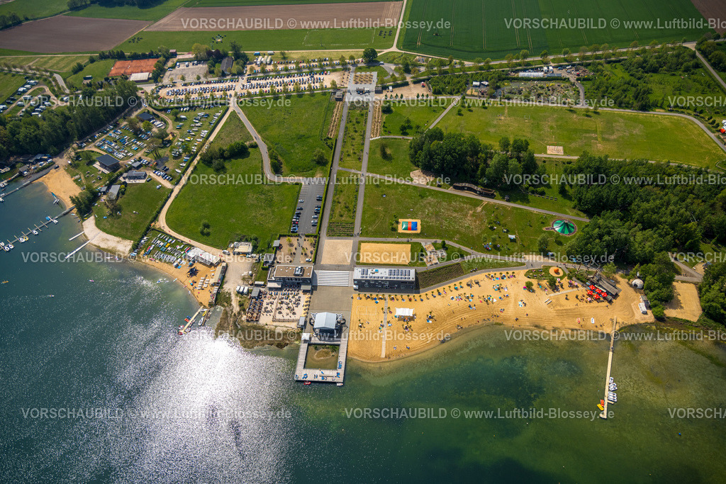 Zuelpich240501655 | Luftbild, Seebühne am Wassersportsee Zülpicher See und Seepark mit Badestrand und Liegewiese, Flying Fox-Park, Zülpich, Nordrhein-Westfalen, Deutschland