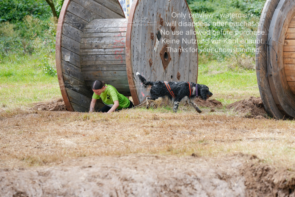 Schlamm_mit_Hund (163 von 460) | stephaniefillaphotographie - Realisiert mit Pictrs.com