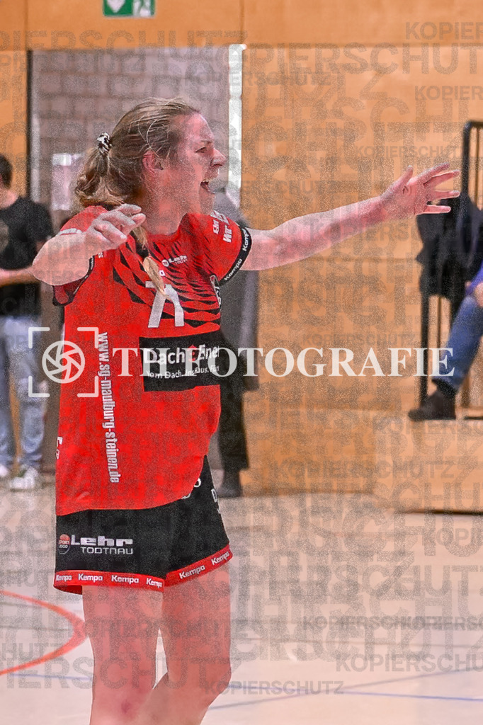 GER, SG Maulburg/Steinen - HB Kinzigtal, Handball, Suedbadenliga, 22. Spieltag, Saison 2023/2024, 27.04.2024 | Sabrina Gruber (SG Maulburg/Steinen, #71)

GER, SG Maulburg/Steinen - HB Kinzigtal, Handball, Suedbadenliga, 22. Spieltag, Saison 2023/2024, 27.04.2024

Foto: TH Fotografie/Thomas Hess