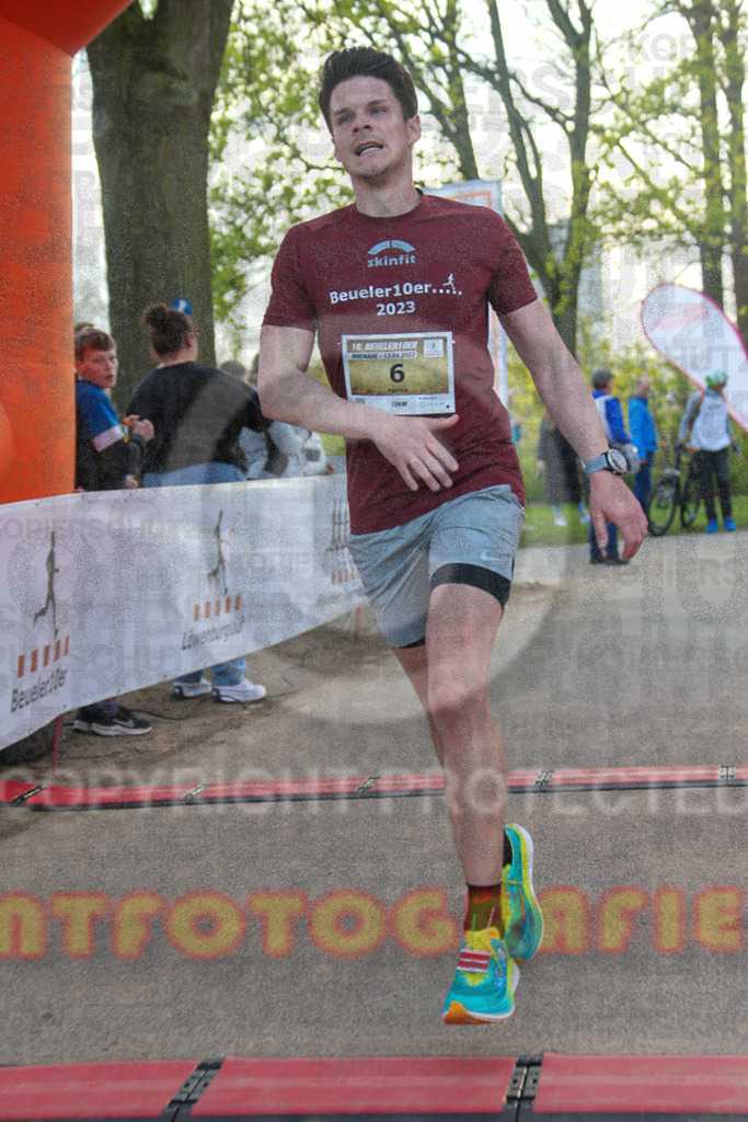 230413_1919_EX1_6752 | Sportfotografie im Rhein-Sieg Kreis, Köln, Bonn, NRW, Rheinland Pfalz, Hessen, etc. Unser Tätigkeitsfeld umfasst den Laufsport vom Volkslauf über den Marathon, Duathlon, Triathon bis zum Ultralauf wie Kölnpfad Ultra oder Schindertrail.