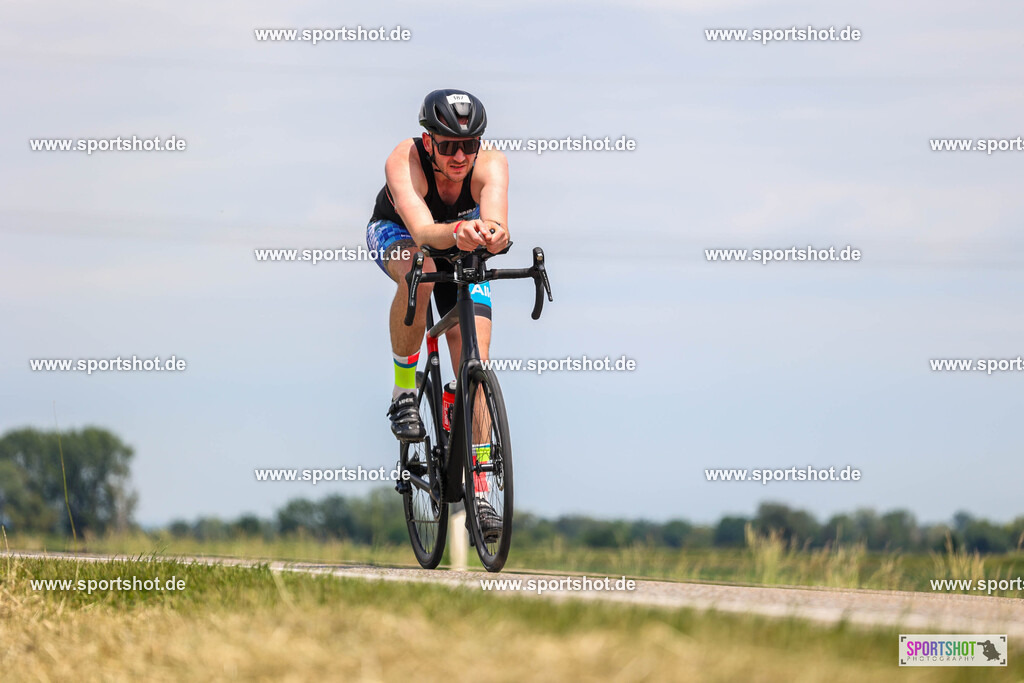BR8A7195 | Stadttriathlon Erding 2025. #yourpictrs #sportshot_your_pictrs @Sportshotphotography #stadttriathlonerding Copyright: www.sportshot.de