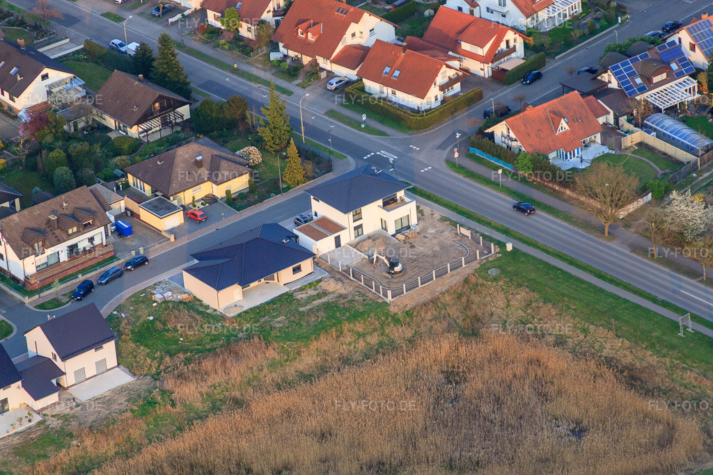 Luftbild: Forstlandalllee x Buchstr in Jockgrim im Bundesland Rheinland-Pfalz in Deutschland. Foto: IMG_63356.jpg vom 28.03.2014 durch Werner Riehm/FLY-FOTO.de