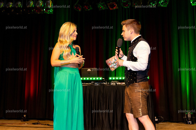 Schlager trifft Tracht | Bildershop von pixelworld.at - Realisiert mit Pictrs.com