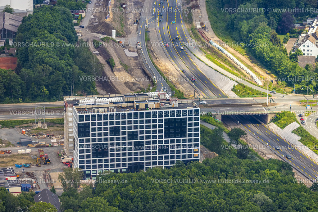 Bochum220503430 | Luftbild, Baustelle und Neubau Studentenwohnheim in Modulbauweise am Community Campus an der Universitätsstraße, Wiemelhausen, Bochum, Ruhrgebiet, Nordrhein-Westfalen, Deutschland