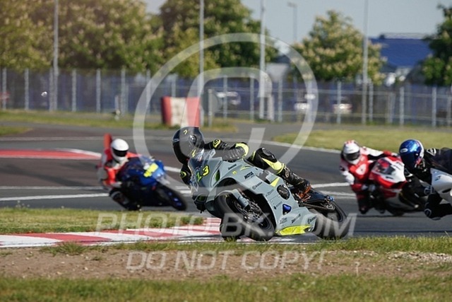 2025_05_12_PBK_15227 | Sportfotografie; SlowMotion; Video; Rennstrecke; Hafeneger; Speer; Racing; RSE; BMW; CBO; Trackday; Motorsportarena; Hockenheimring; Brno; Most; Barcelona; Valencia