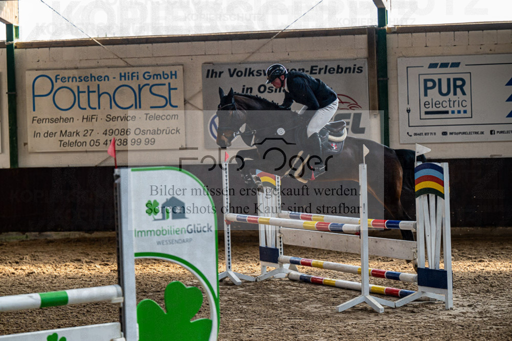 20240308-DOS_3295 | Entdecke hochwertige Reitturnierfotos von Foto Oger. Professionell, emotional und authentisch – jetzt Lieblingsmomente im Shop bestellen.Deutschlandweite Turnierfotografie. - Realisiert mit Pictrs.com