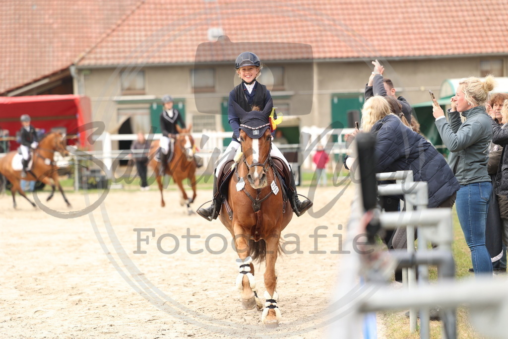 994A8993 | sabrinanicolaifotografie - Realisiert mit Pictrs.com