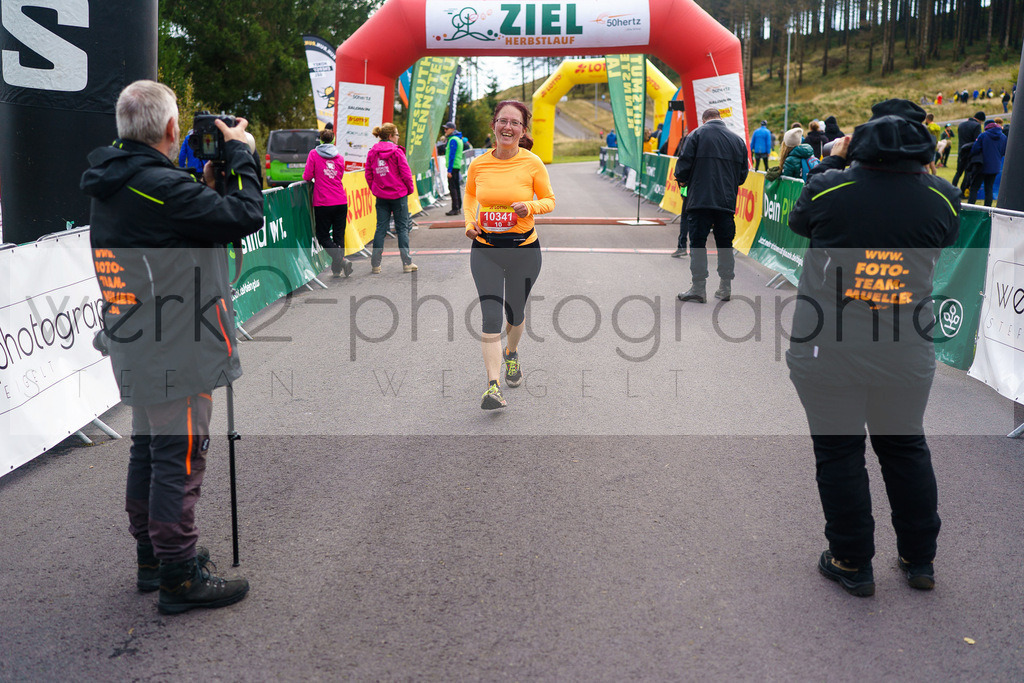 Herbstlauf 2024 | Rennsteig-Herbstlauf von Neuhaus am Rennweg nach Masserberg am 6. Oktober 2024
