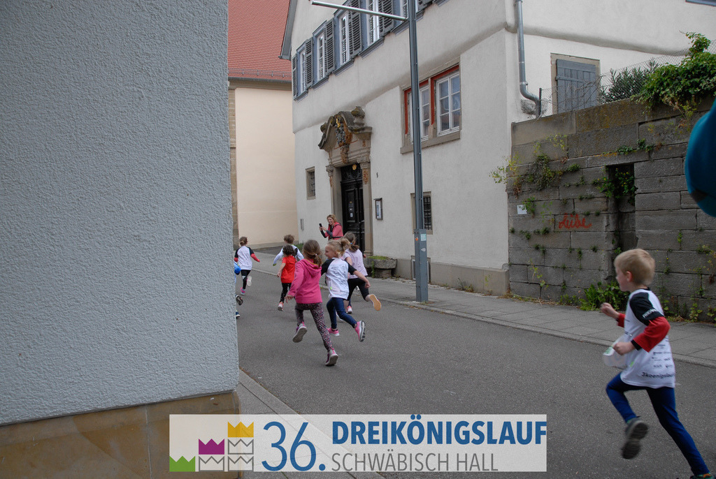 AOK Junior Cup 400m | 3Königslauf 2022 AOK Junior Cup 400m - Realisiert mit Pictrs.com