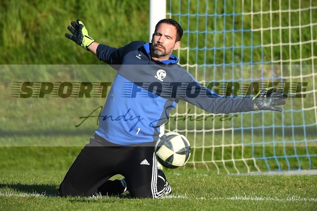 aDSC_2488 | Kaufen Sie Sportbilder im Onlineshop von Andy Scherrer Sportfotografie. Faszinierende Bilder von Sportevents aus der ganzen Schweiz. Fussball, Frauenfussball, Unihockey, Handball, Schwingen und weiteren Sportarten. - Realisiert mit Pictrs.com