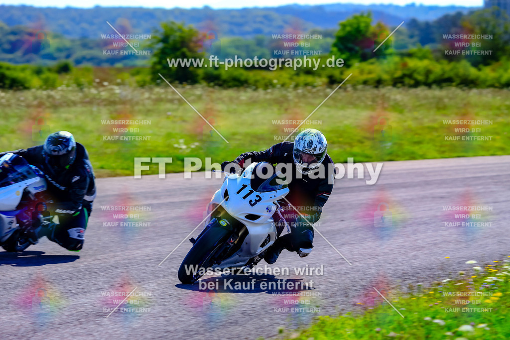 _OUR5588 | Hier findet Ihr Bilder von Touristenfahrten auf der Nürburgring Nordschleife oder von anderen Veranstaltungen die ich besucht habe. Viel Spass beim Durch Schauen 