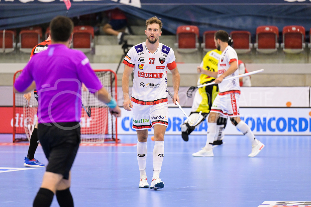 HC Rychenberg vs. Floorball Köniz - 28. August 2022 | HC Rychenberg vs. Floorball Köniz
AXA Arena, Winterthur
Luca Graf (#33 Floorball Köniz)
Bild: Sportfotografie Markus Aeschimann | www.markus-aeschimann.ch - Realisiert mit Pictrs.com