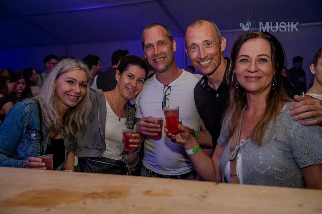 DSC_5327 | "Fussifoto.com – Ihr Ansprechpartner für hochwertige Fotografie! Entdecken Sie kreative Bilder und professionelle Dienstleistungen. Kontaktieren Sie uns für Ihre Projekte!"