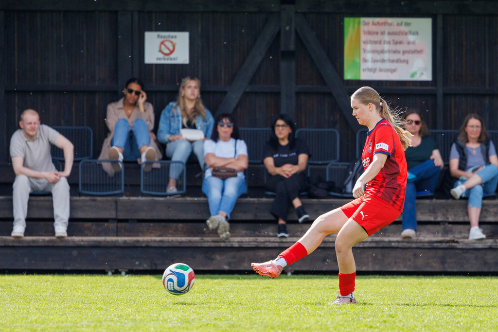 20260503-Steinheim-FCH_125 | Fotopresso – Sportfotografie in Heidenheim & Umgebung. Professionelle Sportfotografie für unvergessliche Momente. Dynamische Action-Shots, emotionale Szenen & hochwertige Bilder. - Realisiert mit Pictrs.com