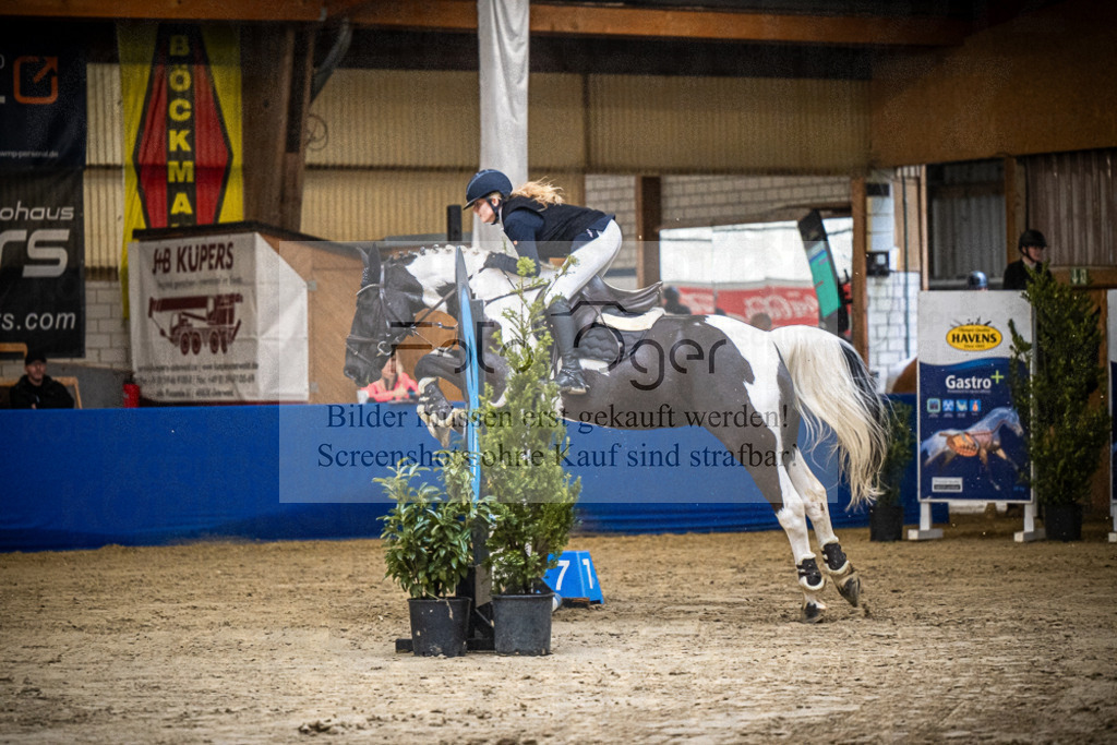 DOS_0421 | Entdecke hochwertige Reitturnierfotos von Foto Oger. Professionell, emotional und authentisch – jetzt Lieblingsmomente im Shop bestellen.Deutschlandweite Turnierfotografie. - Realisiert mit Pictrs.com