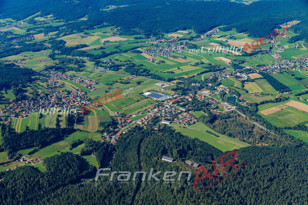 Aktuelles Luftbild von Kleß Arrach Kauf mit Lizenz / Bildrechten möglich- Die Luftaufnahme wurde 2021 mittels UL-Flugzeug erstellt ( keine Drohne ) - hochauflösende Kamera-Systeme von  Canon -Beste Qualität - Für grossformatige Ausdrucke geeignet. Die Geschenkidee !