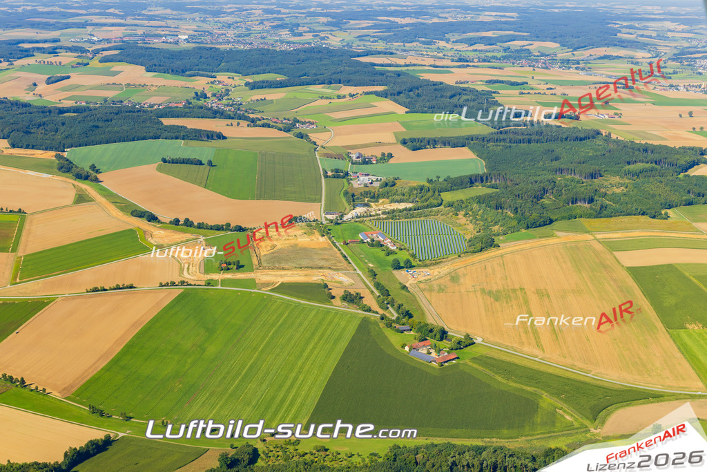 Schrägluftbild  Oberellenbach  Mallersdorf-Pfaffenberg - Das Luftbild wurde 2025 vom UL-Flugzeug heraus erstellt ( keine Drohne ) - Hochauflösende Luftaufnahme -Nicht vergleichbar mit Google Maps oder Satelittenbilder- Die Geschenkidee !Mit Lizenz und Bildrechte bestellbar