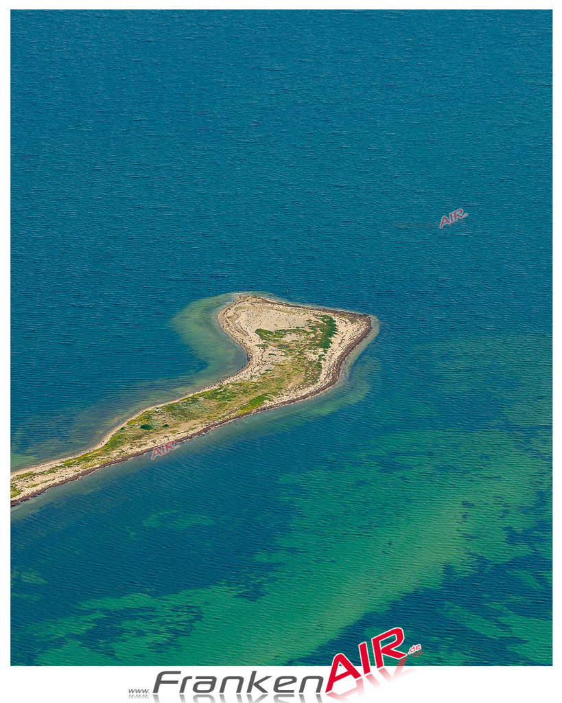 Püttsee Fehmarn Bild- Das Luftbild wurde 2025 vom UL-Flugzeug heraus erstellt ( keine Drohne bzw. Drohnenaufnahme ) - Hochauflösende Luftaufnahme -Nicht vergleichbar mit Google Maps oder Satelittenbilder- Die Geschenkidee !Mit Lizenz und Bildrechte bestellbar - CC