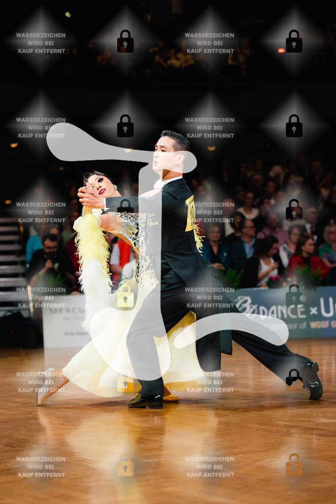 GOC 2025 - WDSF PD Super Grand Prix Standard 9th (10) Tao Zhu _ Hanyu Sha (China)-2025-08-21-1658 | Webshop for digital downloads and prints of dance sport, event & show photographer Julian Link - Realisiert mit Pictrs.com