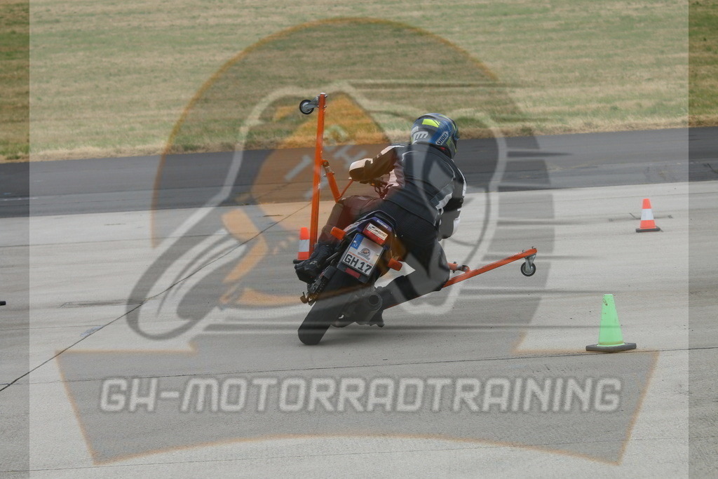 IMG_3289 | gh-motorradtraining-foto.de - Realisiert mit Pictrs.com