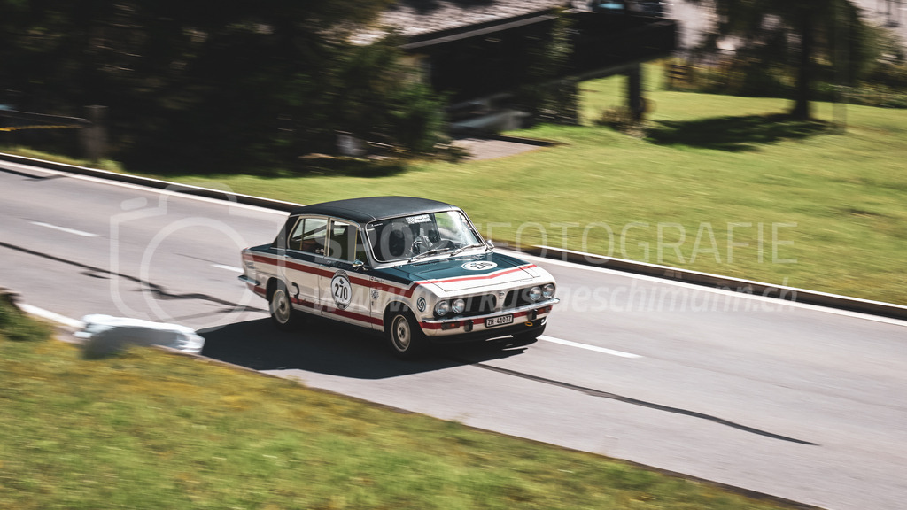 19. Arosa ClassicCar 2023 - 2. September 2023 | 19. Arosa ClassicCar 2023
Arosa, Schweiz
Kern Thomas aus Hirzel mit der Startnummer 270 in einem Triumph Dolomite Sprint, Jahrgang 1974, in der Klasse Classic Trophy.
@arosaclassiccar, @arosa.official, #arosaclassiccar, #arosa, #76curves, #classiccar
Bild: Sportfotografie Markus Aeschimann | www.markus-aeschimann.ch - Realisiert mit Pictrs.com