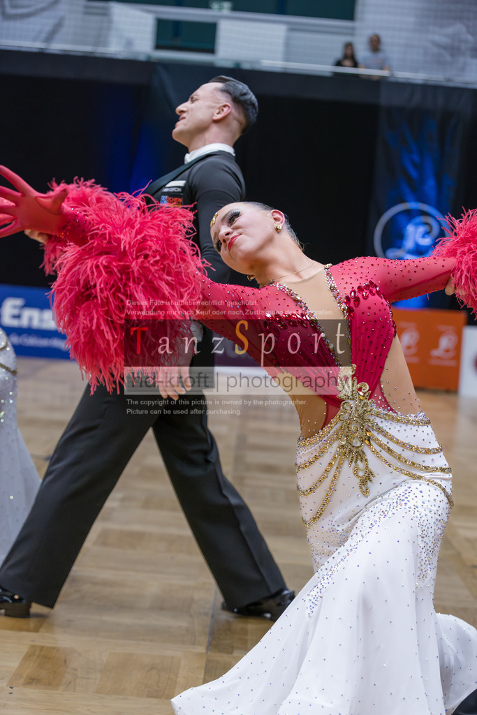 20260110_1BL_Std-Formationen_1055 | Tanzsportbilder, Standardtanz, Lateintanz, WDSF, DTV, LTVB, dancecomp, goc, hessen tanzt, blaues band der spree, walzer, tango, wiener walzer, slowfox, quickstepp, samba, rumba, cha-cha-cha, paso doble. jive, hd-kroft photography, turniertanzsport