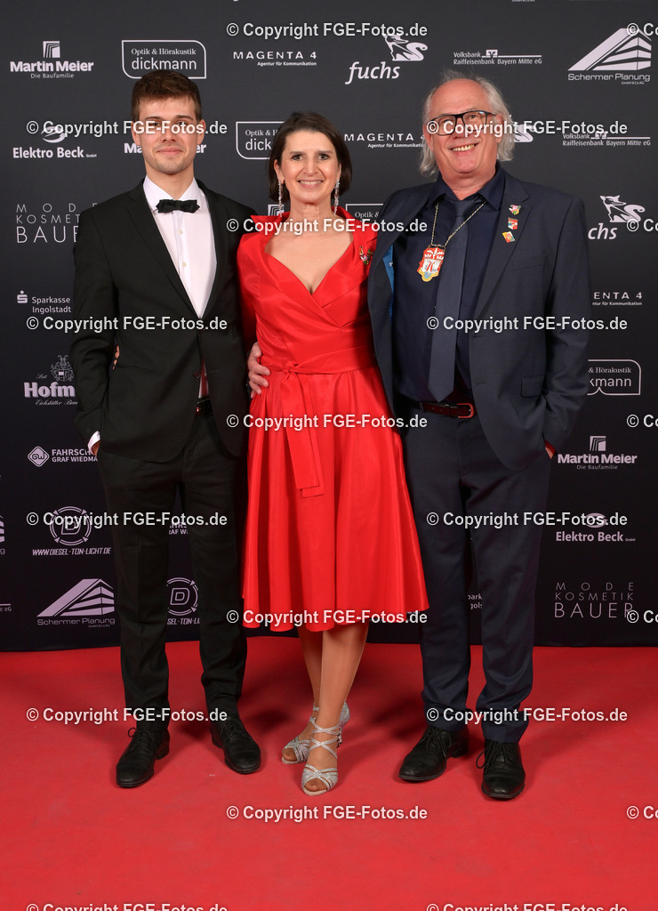 20250208-fge-hofball-0239 | Hofball der FGE am 08.02.2025 im Alten Stadttheater in Eichstätt. - Realisiert mit Pictrs.com