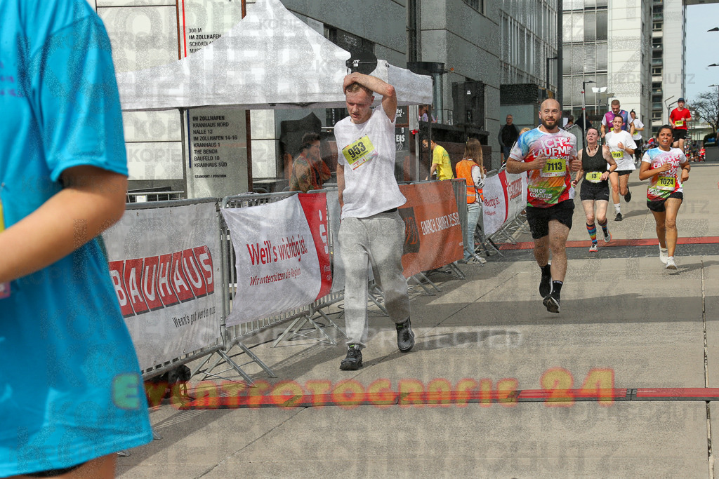 250920_1328_EX1_4843 | Sportfotografie im Rhein-Sieg Kreis, Köln, Bonn, NRW, Rheinland Pfalz, Hessen, etc. Unser Tätigkeitsfeld umfasst den Laufsport vom Volkslauf über den Marathon, Duathlon, Triathon bis zum Ultralauf wie Kölnpfad Ultra oder Schindertrail.