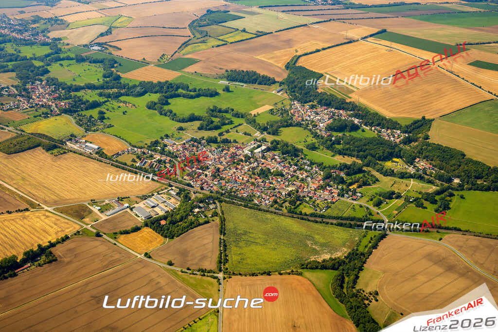 Übersichts Bild Niedertrebra - Die Luftaufnahme wurde 2025 vom UL-Flugzeug heraus erstellt ( keine Drohnenaufnahme ) - Hochauflösende Luftaufnahme - für Wandbilder und großformatige Ausdrucke geeignet. Das besondere Geschenk!Hier alle&nbsp;Infos zur Lizenzierung der LuftaufnahmeWir fliegen auch dieses Jahr wieder in Ihre Region um Luftbilder zu erstellen.- Luftbild anfragen