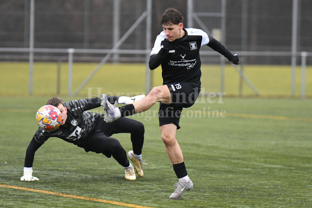 Testspiel SpVgg GW Deggendorf : TV Schierling | Lukas Semmler (SpVgg GW Deggendorf #19) - Realisiert mit Pictrs.com