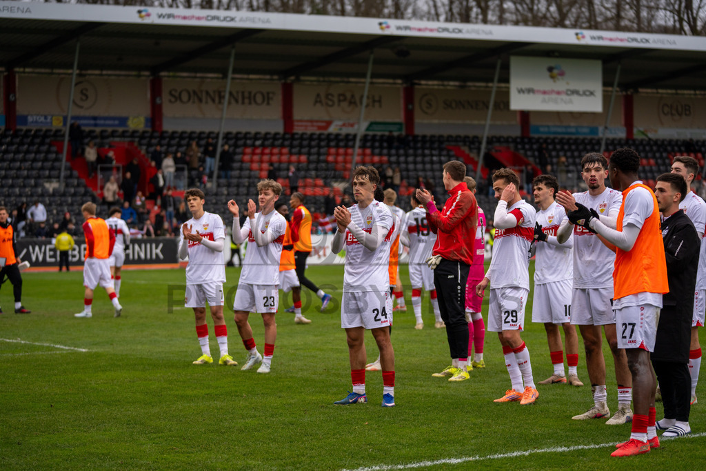 VfB Stuttgart II vs. TSG Hoffenheim II, Fussball, 3. Liga, 26. Spieltag, 15.03.2026 | VfB Stuttgart II nach dem Spiel,VfB Stuttgart II vs. TSG Hoffenheim II, Fussball, 3. Liga, 26. Spieltag, 15.03.2026Foto: photosbyphips/Philip Ziegler