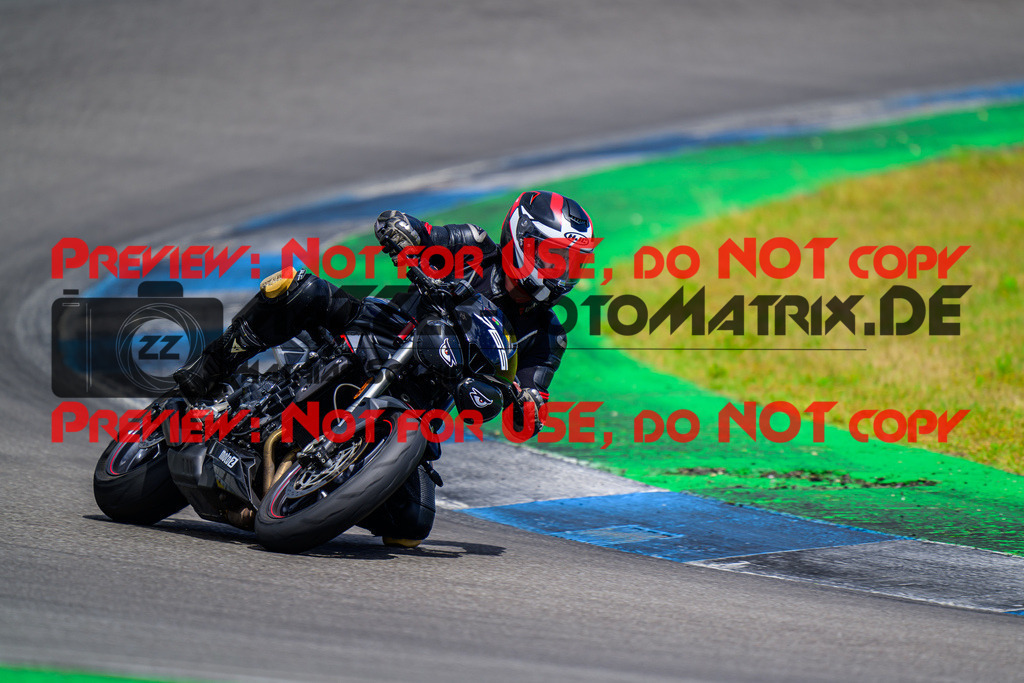 MaZZes_FotoMatrix_240615_6007705_2800 | GELB