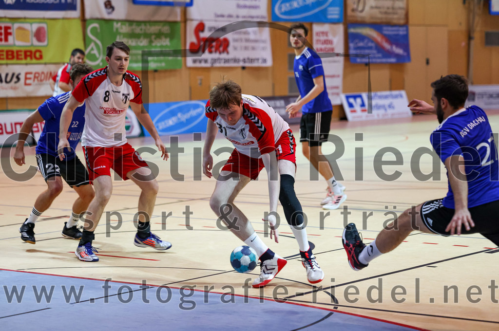 2022-10-08_018_SpVgg_Altenerding_gegen_ASV_Dachau | Erding, Deutschland, 08.10.2022:
Handball, Bezirksoberliga Männer 2022 / 2023, 4. Spieltag, SpVgg Altenerding gegen ASV Dachau, Endergebnis: 23:23

Quirin Huber (SpVgg Altenerding, #8), Niklas Fleps (SpVgg Altenerding, #31), Ludwig Streller (ASV Dachau, #27)

Foto: Christian Riedel / fotografie-riedel.net