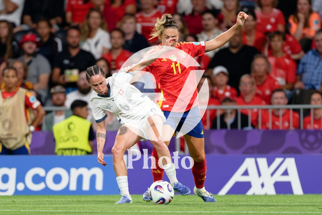 Spain v Switzerland - UEFA Women's EURO 2025 Quarter-Final | BERN, SWITZERLAND - JULY 18: Geraldine Reuteler of Switzerland (L) and Alexia Putellas of Spain (R) fight for possession  during the UEFA Women's EURO 2025 Quarter-Final match between Spain v Switzerland at Stadion Wankdorf on July 18, 2025 in Bern, Switzerland. (Photo by Giuseppe Velletri/Sports Press Photo/Getty Images)