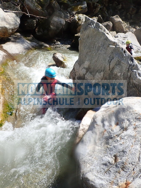P7300256 | Bestelle die Bilder deines Berg- oder Wasser-Abenteuers mit Mountain Sports bequem von zu Hause aus direkt über unseren Online Fotoshop von pictrs.com. - Realisiert mit Pictrs.com