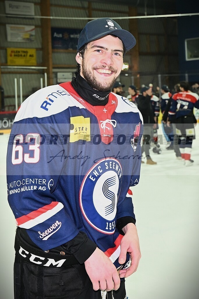 aaaDSC_3846 | Kaufen Sie Sportbilder im Onlineshop von Andy Scherrer Sportfotografie. Faszinierende Bilder von Sportevents aus der ganzen Schweiz. Fussball, Frauenfussball, Unihockey, Handball, Schwingen und weiteren Sportarten. - Realisiert mit Pictrs.com