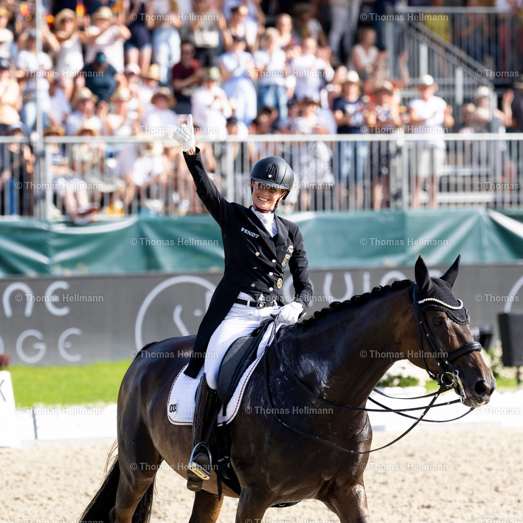 TH_Jessica von Bredow-Werndl (GER)_ TSF Dalera BB_11635 | FEI European Championships Riesenbeck 2023 am 10.09.23 in Riesenbeck, Jessica von Bredow-Werndl (GER), TSF Dalera BB