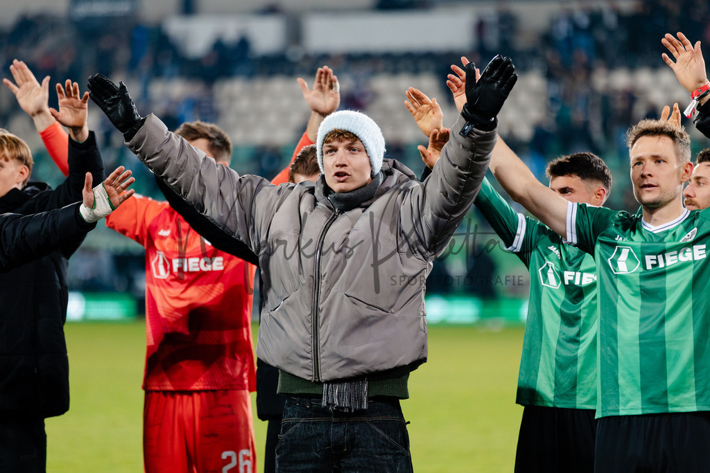 2. Bundesliga, Saison 2025/26, 15. Spieltag: SC Preußen Münster - Hannover 96 | Münster, 05.12.2025: 2. Bundesliga, 15. Spieltag, SC Preußen Münster gegen Hannover 96 im LVM-Preußenstadion in Münster. Foto: sportfotografie.ms | Markus Paletta - Realisiert mit Pictrs.com