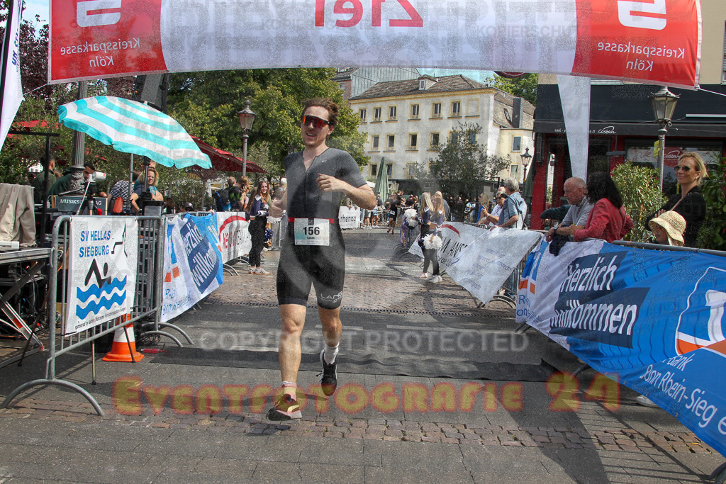 250824_1250_EV4_9562 | Sportfotografie im Rhein-Sieg Kreis, Köln, Bonn, NRW, Rheinland Pfalz, Hessen, etc. Unser Tätigkeitsfeld umfasst den Laufsport vom Volkslauf über den Marathon, Duathlon, Triathon bis zum Ultralauf wie Kölnpfad Ultra oder Schindertrail.